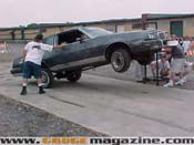 GaugeMagazine_swanginbangin_125