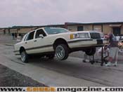 GaugeMagazine_swanginbangin_130