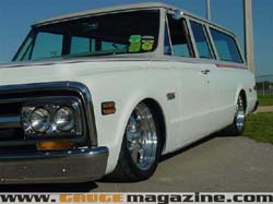 GaugeMagazine_Lilly72Suburban_002