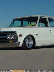 GaugeMagazine_Lilly72Suburban_01