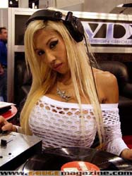 GaugeMagazine_SEMA_Hotties_042a