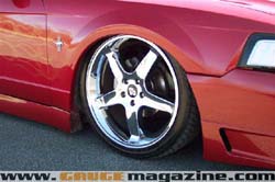 GaugeMagazine_2004_Ford_Mustang_010