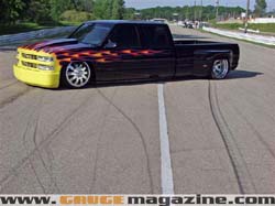 GaugeMagazine_95ChevyDually_005