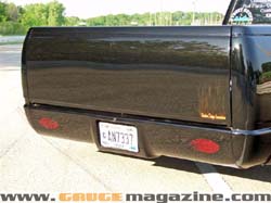 GaugeMagazine_95ChevyDually_011