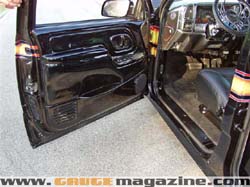 GaugeMagazine_95ChevyDually_026