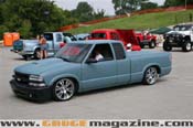 GaugeMagazine_DropEmWearNats_070