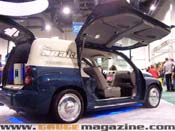 GaugeMagazine_CES_2006_175