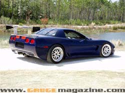 GaugeMagazine_1999_Corvette_C5R_002