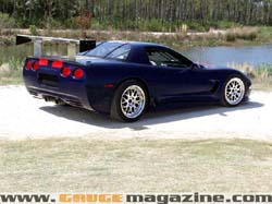 GaugeMagazine_1999_Corvette_C5R_024