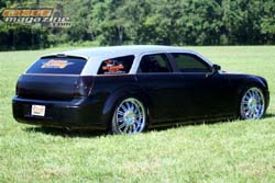 GaugeMagazine_DodgeMagnum_023