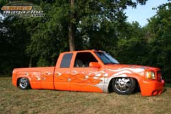 GaugeMagazine_2007_ChevyDually_002