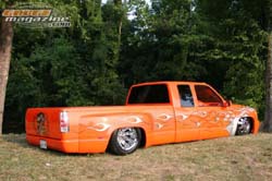 GaugeMagazine_2007_ChevyDually_003