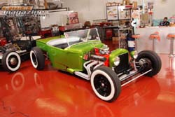 GaugeMagazine_2009_1922Roadster_004